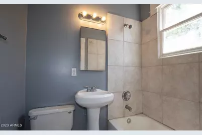 139 N 11th Avenue #A, Phoenix, AZ 85007 - Photo 10