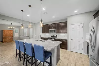 12117 W Desert Moon Way, Peoria, AZ 85383 - Photo 8