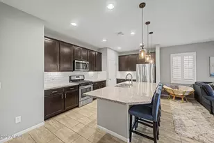 12117 W Desert Moon Way, Peoria, AZ 85383 - Photo 10