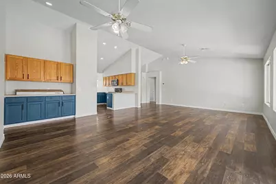 7727 W Eugie Avenue, Peoria, AZ 85381 - Photo 6