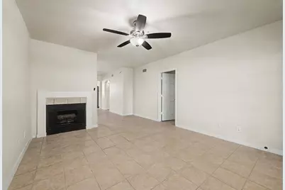 6885 E Cochise Road #Apt 142, Paradise Valley, AZ 85253 - Photo 10