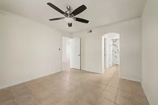 6885 E Cochise Rd, Paradise Valley, AZ 85253 - Photo 14