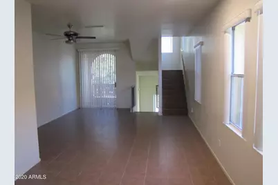 975 W Wendy Way, Gilbert, AZ 85233 - Photo 2