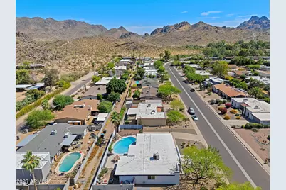 9609 N 35th Place, Phoenix, AZ 85028 - Photo 2
