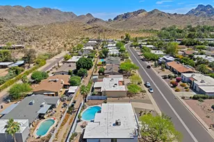 9609 N 35th Pl, Phoenix, AZ 85028 - Photo 2