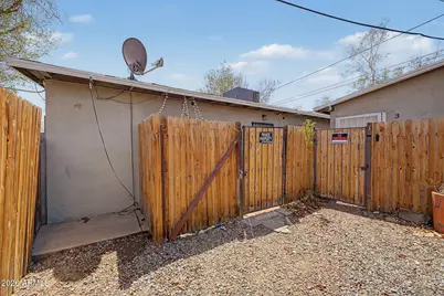 2135 W Hadley Street #2, Phoenix, AZ 85009 - Photo 12