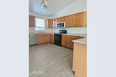 2317 N 109th Avenue, Avondale, AZ 85323 - Photo 6