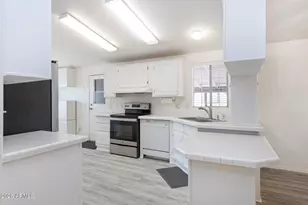 3901 E Pinnacle Peak Rd, Phoenix, AZ 85050 - Photo 12