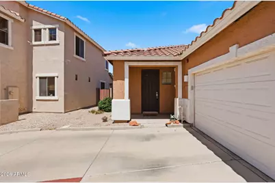 881 S Porter Street, Gilbert, AZ 85296 - Photo 2