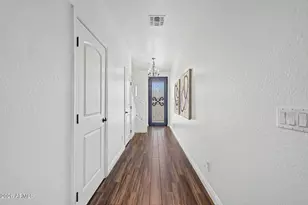 3345 E Pinchot Ave, Phoenix, AZ 85018 - Photo 2
