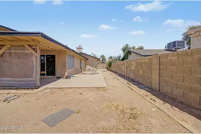8926 N 55th Avenue, Glendale, AZ 85302 - Photo 22