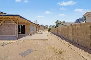 8926 N 55th Ave, Glendale, AZ 85302 - Photo 22