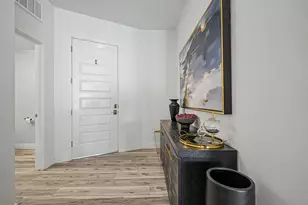 7300 E Earll Dr, Scottsdale, AZ 85251 - Photo 1