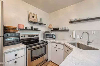 2700 S White Mountain Road #302, Show Low, AZ 85901 - Photo 8
