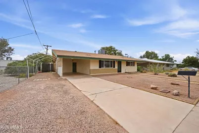 891 W 4th Avenue, Apache Junction, AZ 85120 - Photo 24