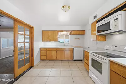 891 W 4th Avenue, Apache Junction, AZ 85120 - Photo 4