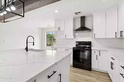 7201 N 16th Drive, Phoenix, AZ 85021 - Photo 14