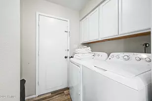 3907 E Windrose Dr, Phoenix, AZ 85032 - Photo 30