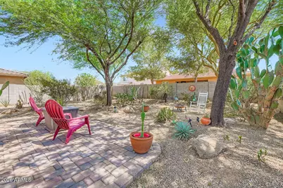 2323 W Alicia Drive, Phoenix, AZ 85041 - Photo 22