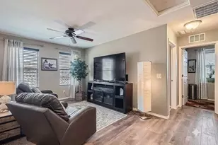 2323 W Alicia Dr, Phoenix, AZ 85041 - Photo 4