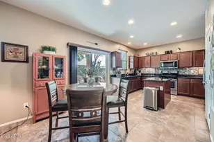 2323 W Alicia Dr, Phoenix, AZ 85041 - Photo 10