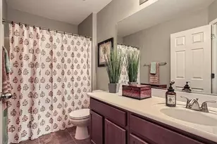 2323 W Alicia Dr, Phoenix, AZ 85041 - Photo 38
