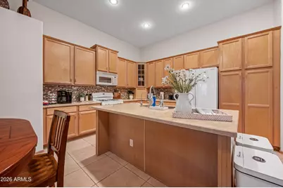 7919 W Rose Garden Lane, Peoria, AZ 85382 - Photo 18