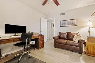 8543 E Jackrabbit Rd, Scottsdale, AZ 85250 - Photo 20