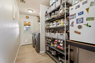 8543 E Jackrabbit Rd, Scottsdale, AZ 85250 - Photo 22