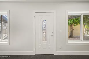 3233 N 37th St, Phoenix, AZ 85018 - Photo 8