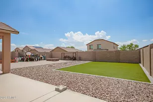 24649 W Sheraton Ln, Buckeye, AZ 85326 - Photo 16