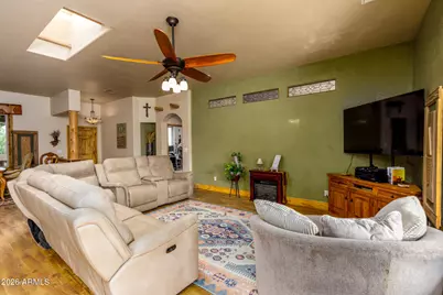 21909 W Beacon Lane, Wittmann, AZ 85361 - Photo 6