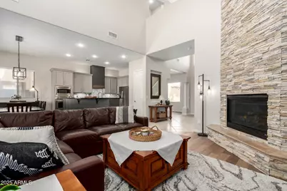 2030 W Whisper Rock Trail, Phoenix, AZ 85085 - Photo 10