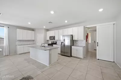 59 E Liberty Lane, Gilbert, AZ 85296 - Photo 6