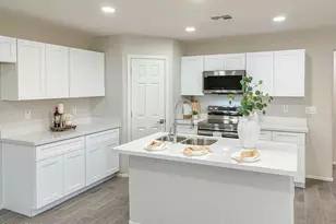 9510 W Tinajas Dr, Arizona City, AZ 85123 - Photo 10