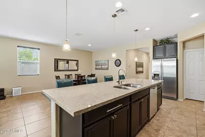 2522 E Fawn Drive, Phoenix, AZ 85042 - Photo 10