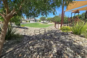 2522 E Fawn Dr, Phoenix, AZ 85042 - Photo 48
