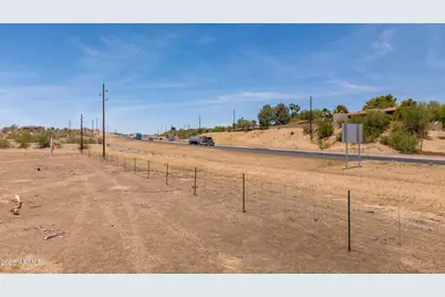 000 S US  93 (North Forty Rd) Highway #-, Wickenburg, AZ 85390 - Photo 4