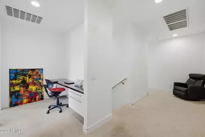 3200 N 39th Street #28, Phoenix, AZ 85018 - Photo 12