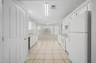 8520 W Palm Ln, Phoenix, AZ 85037 - Photo 6