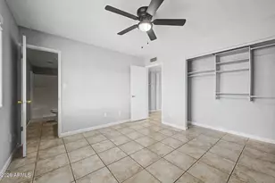 10448 W Seldon Ln, Peoria, AZ 85345 - Photo 18