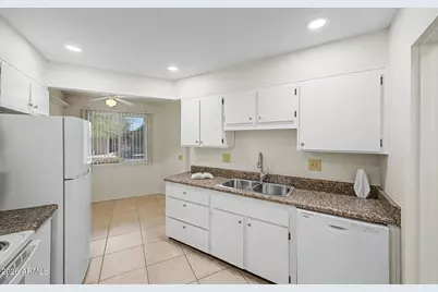 13870 N 108th Drive, Sun City, AZ 85351 - Photo 12