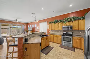 10102 West Riverside Avenue, Tolleson, AZ 85353 - Photo 14