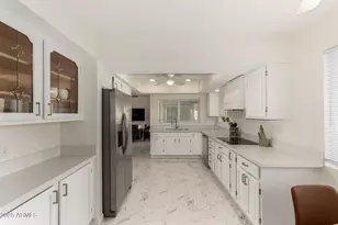 10441 W Twin Oaks Dr, Sun City, AZ 85351 - Photo 8