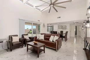 10441 W Twin Oaks Dr, Sun City, AZ 85351 - Photo 1