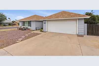 4822 N 64 Drive, Phoenix, AZ 85033 - Photo 2