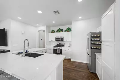 73 E Mill Reef Drive, San Tan Valley, AZ 85143 - Photo 16