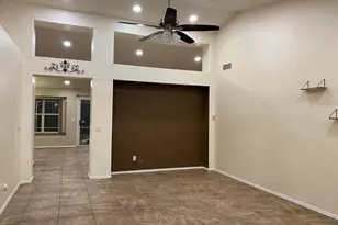 870 N Madrid Ln, Chandler, AZ 85226 - Photo 2