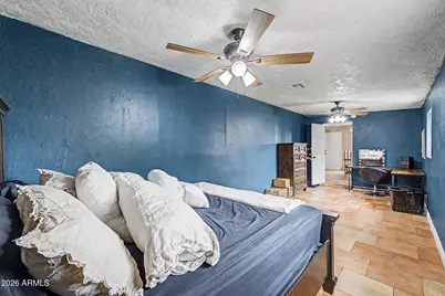 3613 W Echo Lane, Phoenix, AZ 85051 - Photo 16