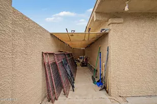 3613 W Echo Ln, Phoenix, AZ 85051 - Photo 30